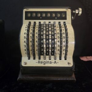 Rechenmaschine Regina, defekt