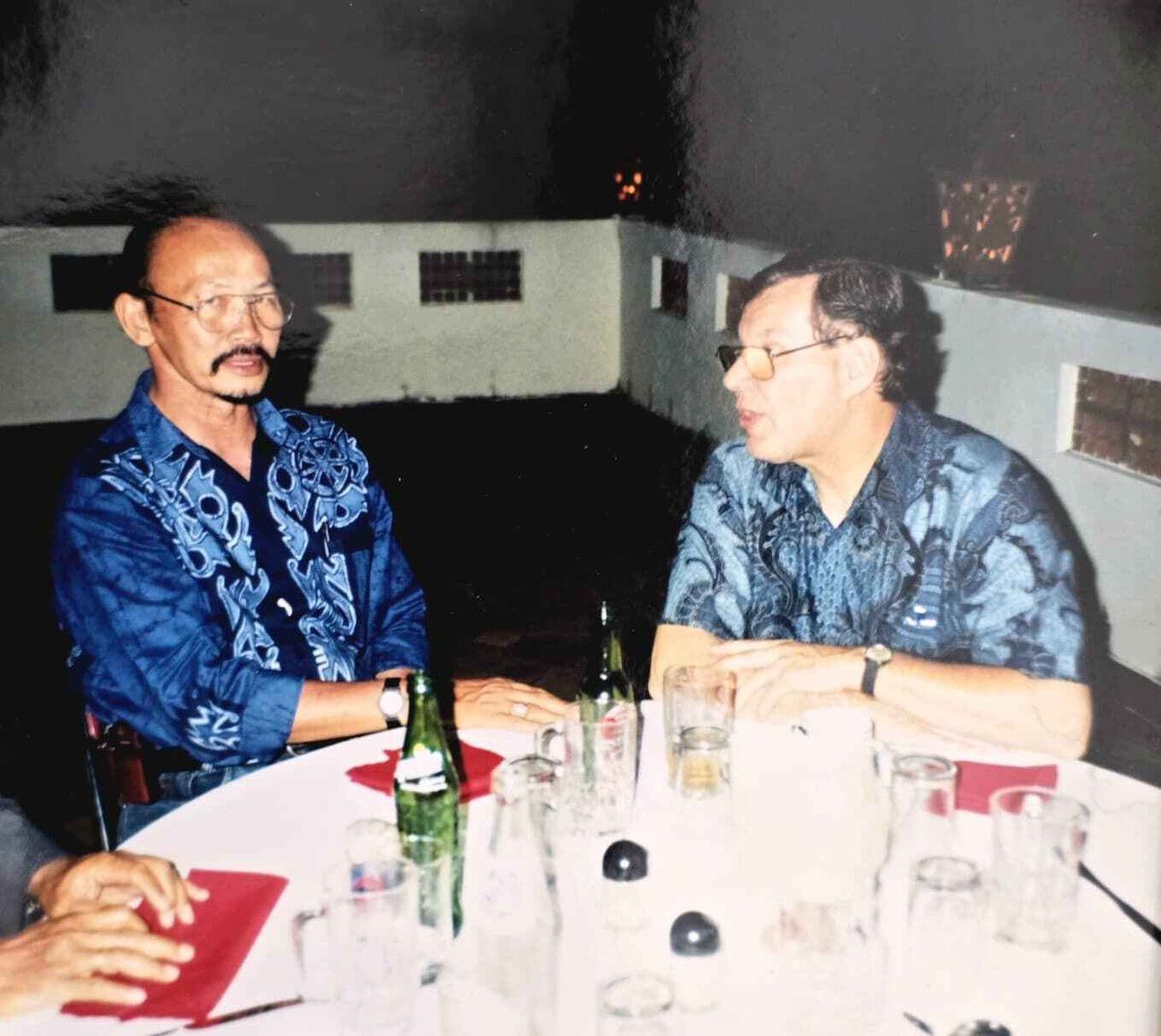 Nyoman Darsane – Baum, 2006, Öl/Lw. – Bild 3