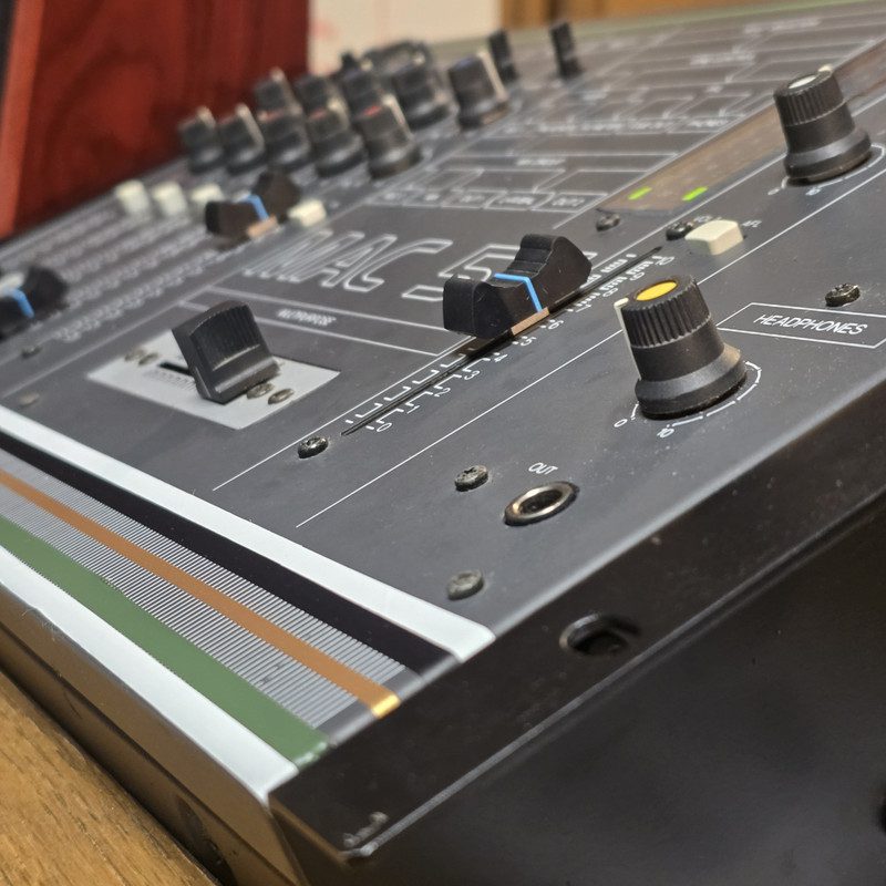 Ecler MAC 55 Profi 5-Kanal-Mixer – Bild 5