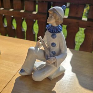 Casades Harlekin Porzellanfigur mit Laute