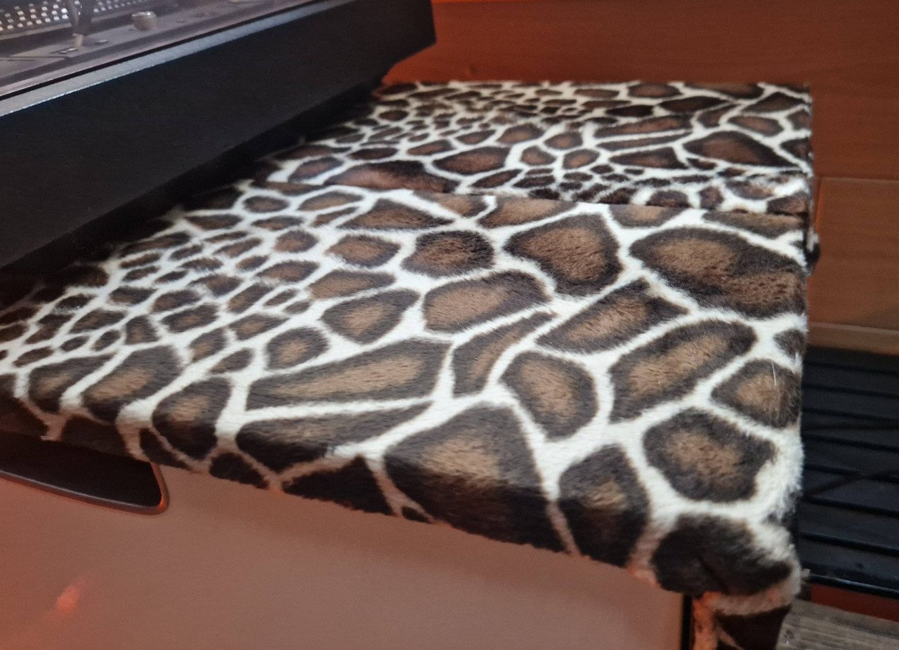 Upcycling Plattenspielerschrank IKEA DIY – Bild 5