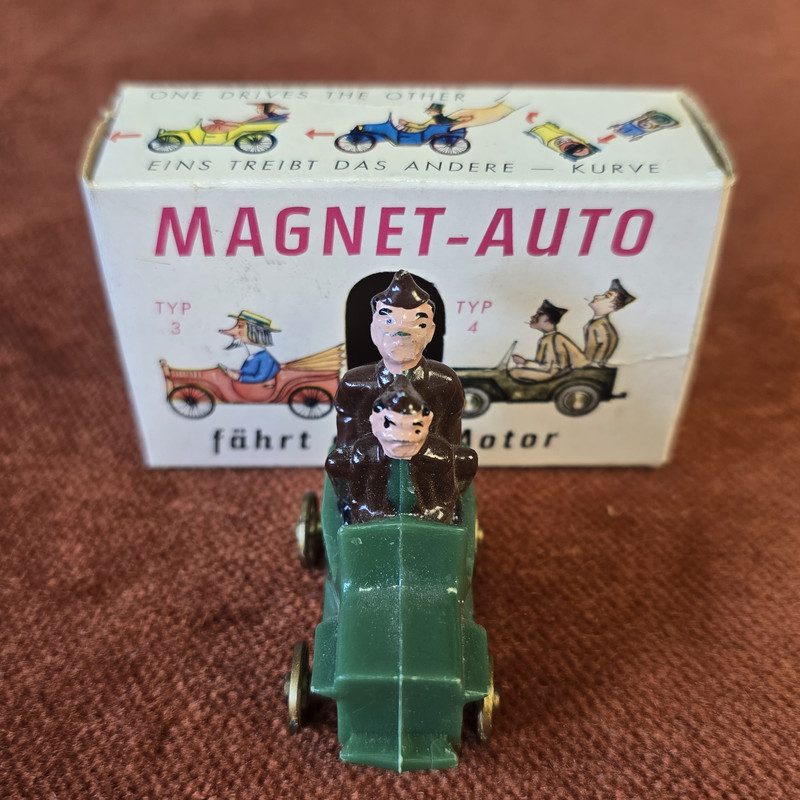 Magnet-Auto Typ 4 mit OVP, fährt ohne Motor – Bild 3