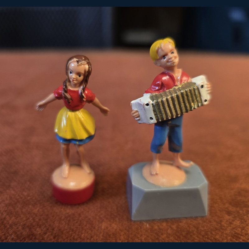 Magnet-Spielfiguren Dolores & Magneto Konvolut